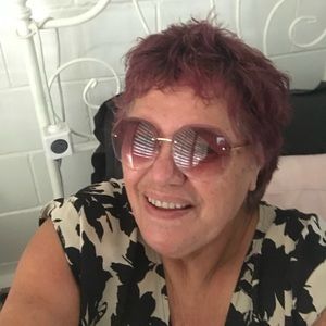 Meet your Posher, Jenny